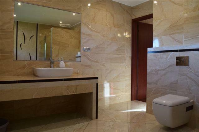 Apartamenty Bahus - Centrum Ustroň Exteriér fotografie